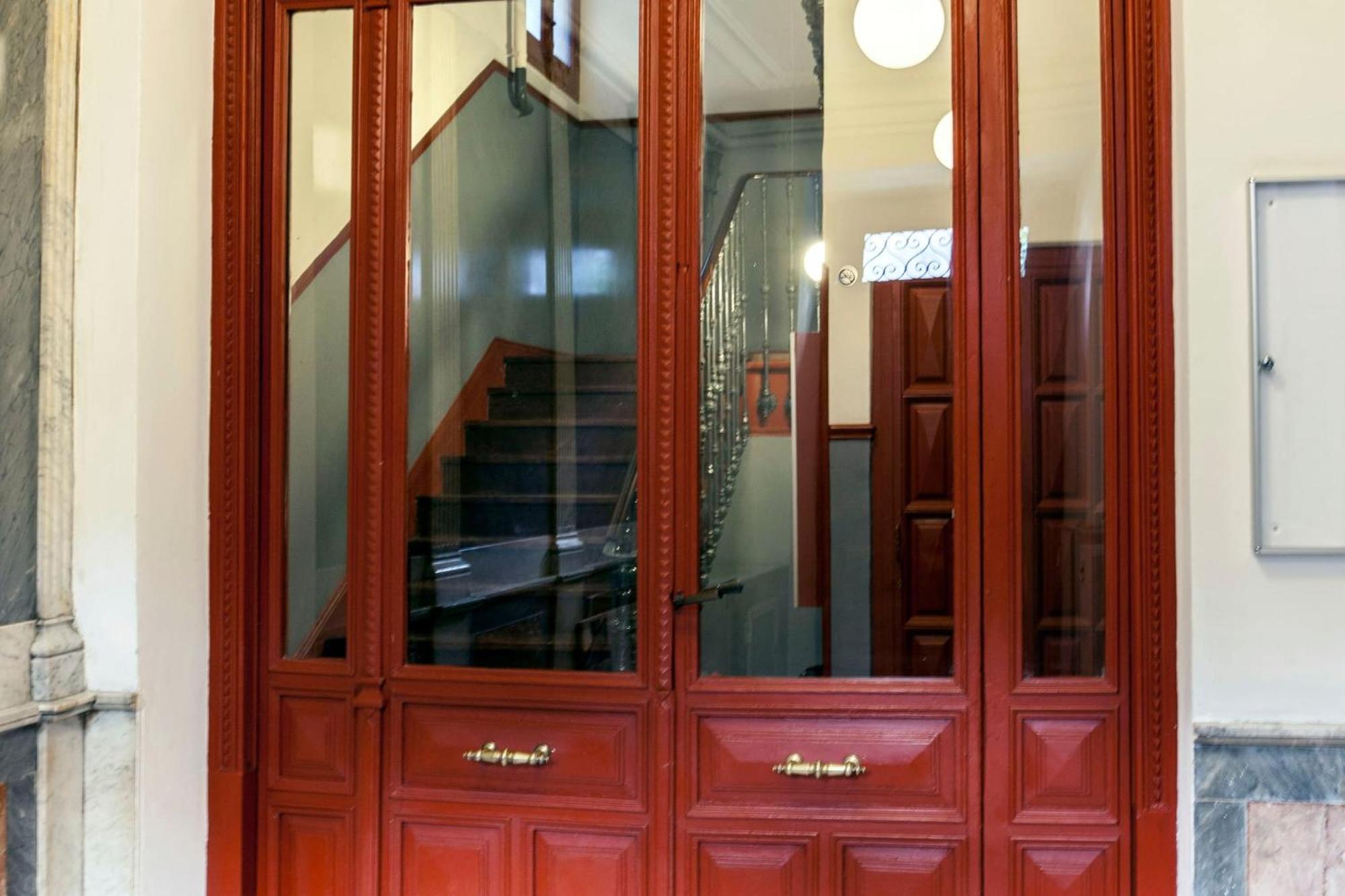 Apartamentos Day Madrid San Antonio Centro Gran Via Sol Malasana 외부 사진